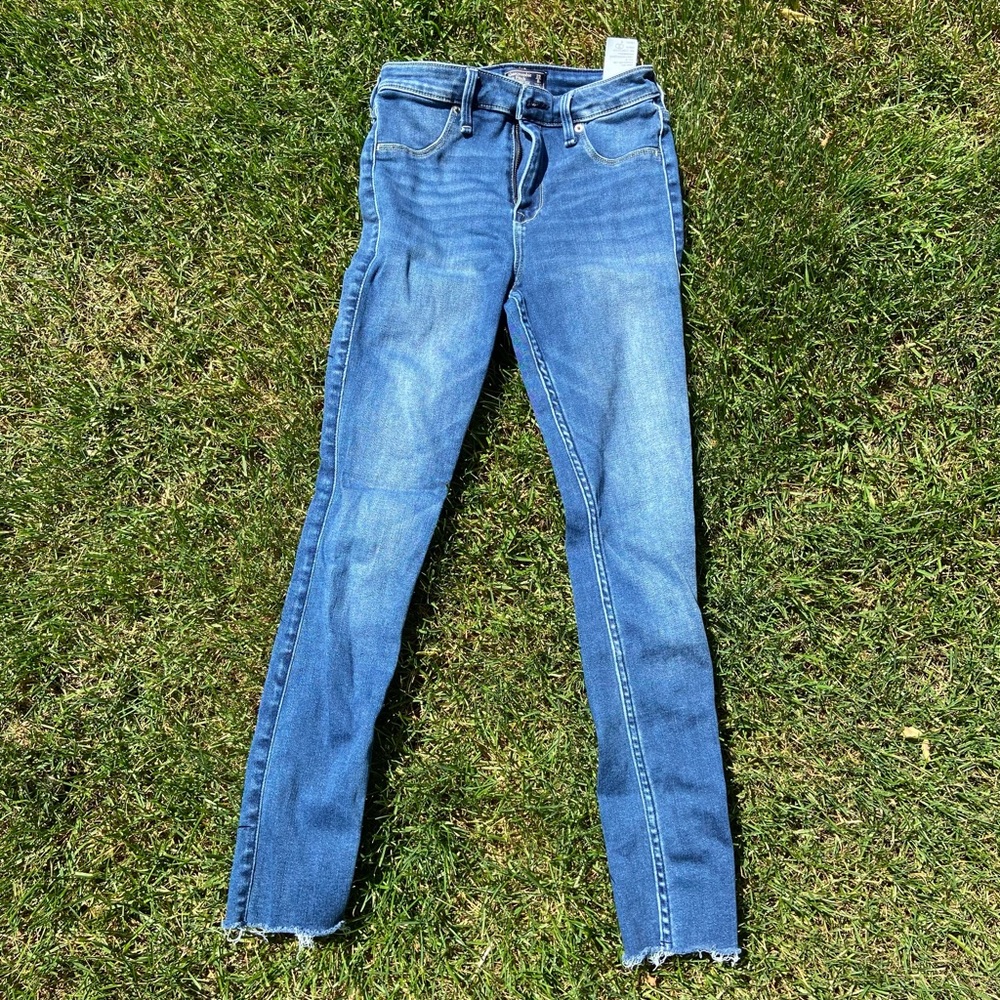 Blue Abercrombie & Fitch Jeans